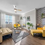 Chic 3Br2Ba- Minutes To Airport & Westchase #4