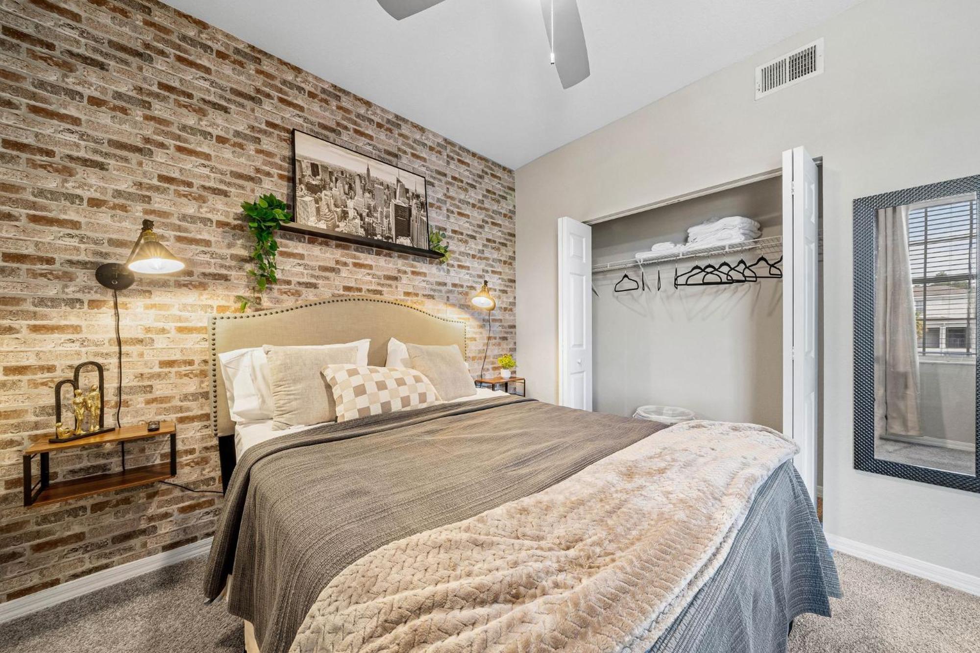 Chic 3br2ba- Minutes To Airport & Westchase #4 Tampa