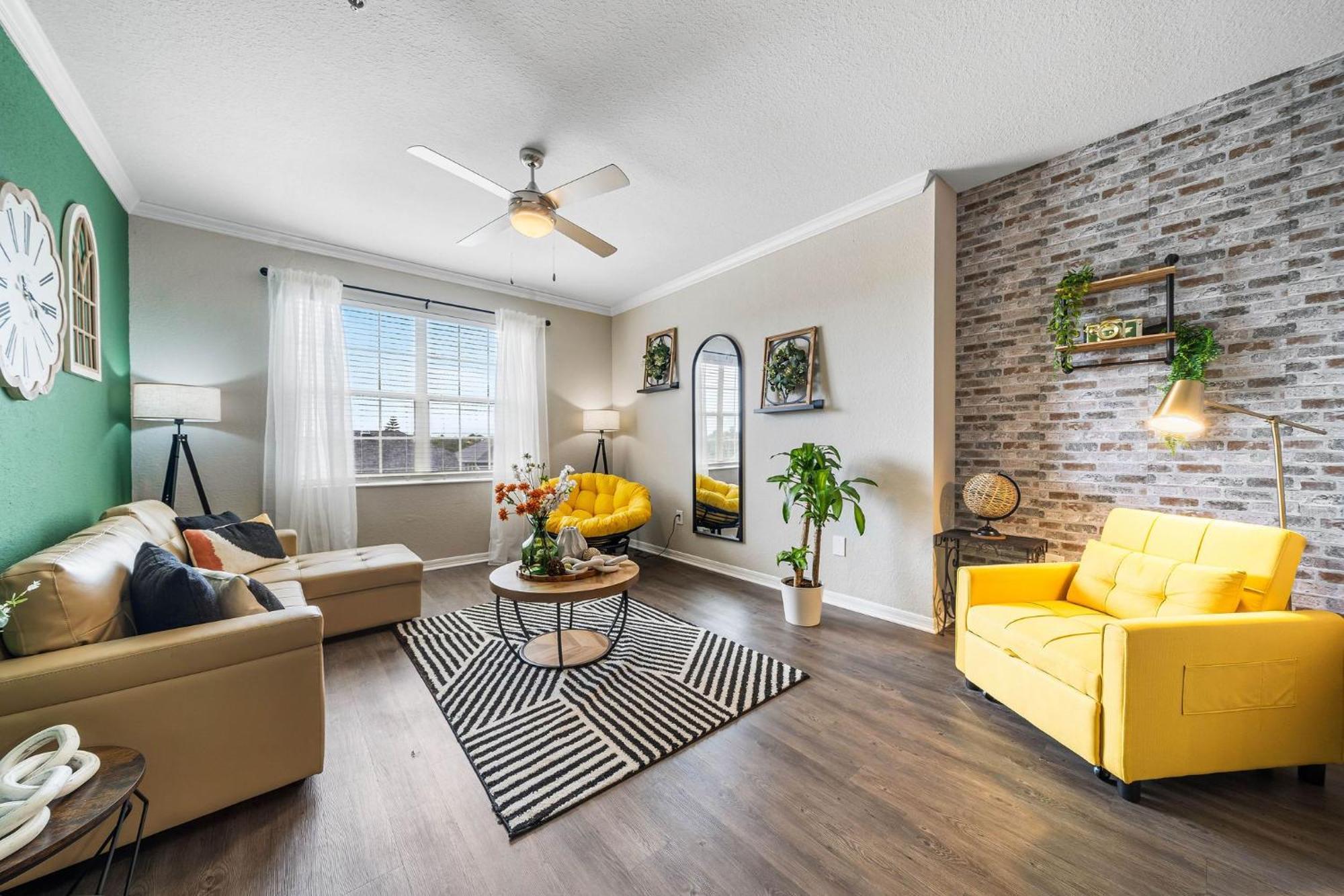 Apartment Chic 3br2ba- Minutes To Airport & Westchase #4 Tampa