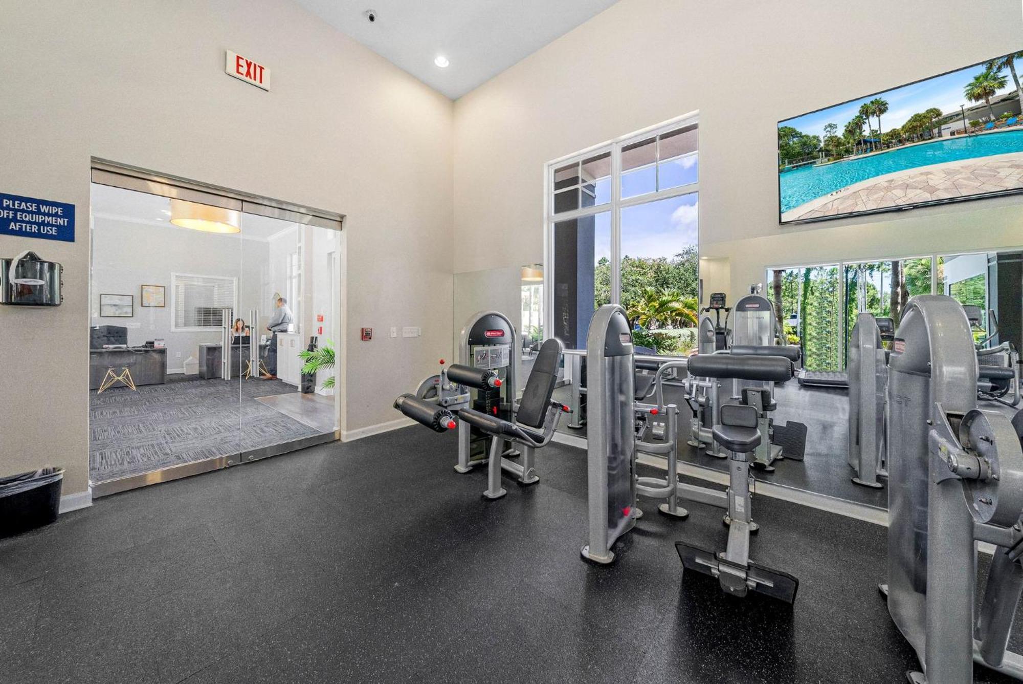 Apartment Chic 3br2ba- Minutes To Airport & Westchase #4 Tampa