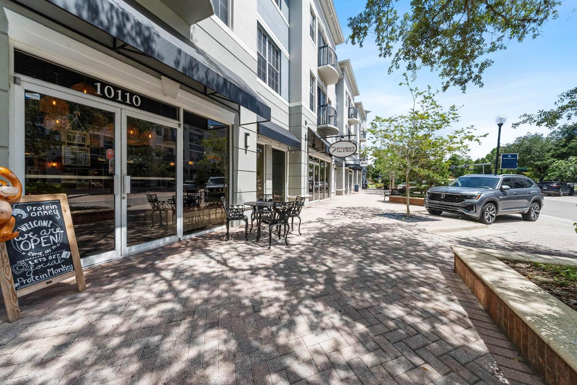 Chic 3br2ba- Minutes To Airport & Westchase #4 Apartment *