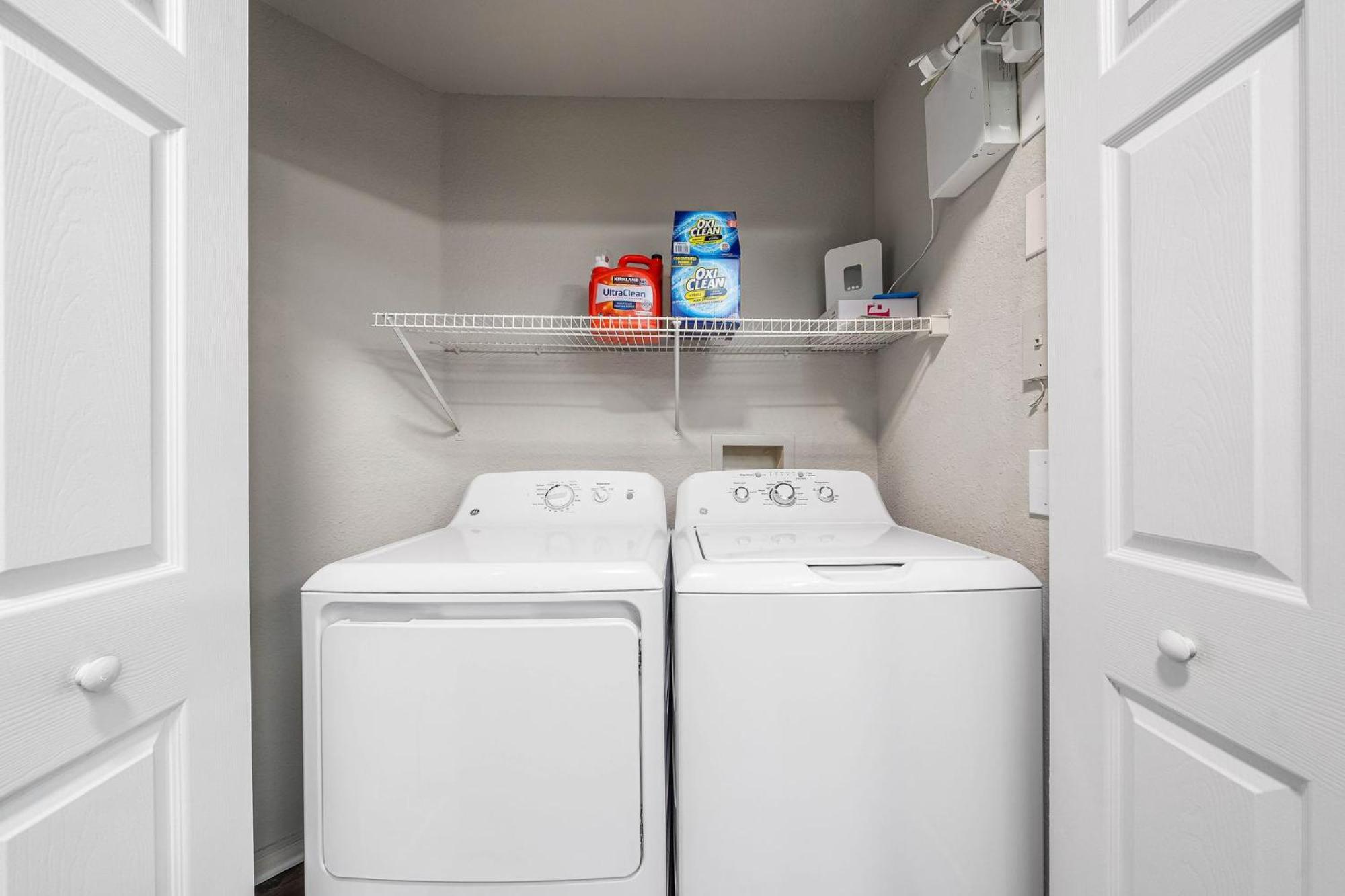 Apartment Chic 3br2ba- Minutes To Airport & Westchase #4 Tampa
