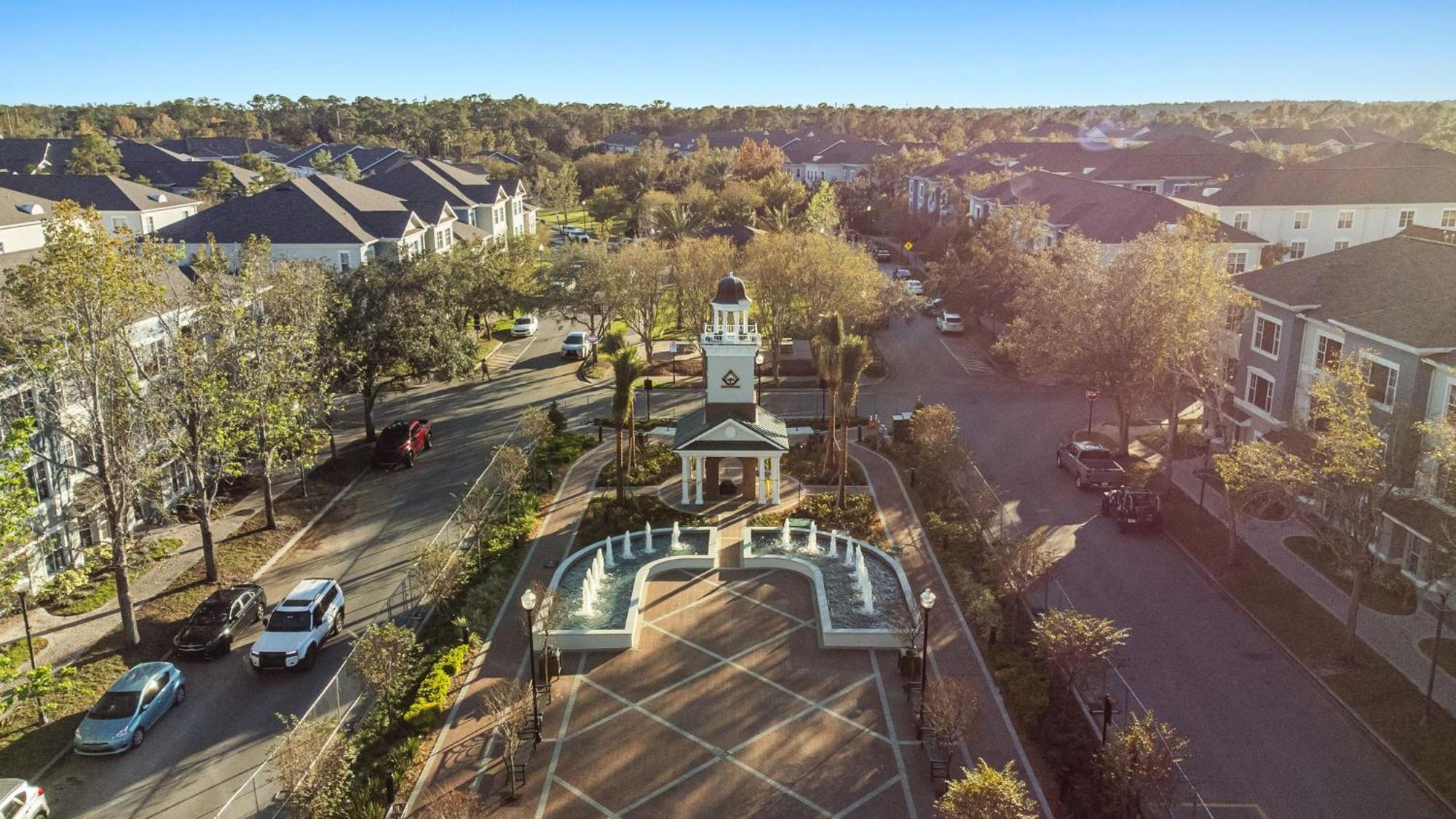 Chic 3br2ba- Minutes To Airport & Westchase #4